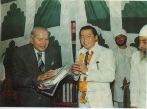 Presenting publications and gifts to H.E. Nagendra Singh, President of World Court.