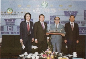 Dr.Suchart Kosolkitiwong, President of I.F.R. in a meeting with H.E. Dr. Ku Cheng Kang, Hon. Chairman of the World Anti-Communist League.